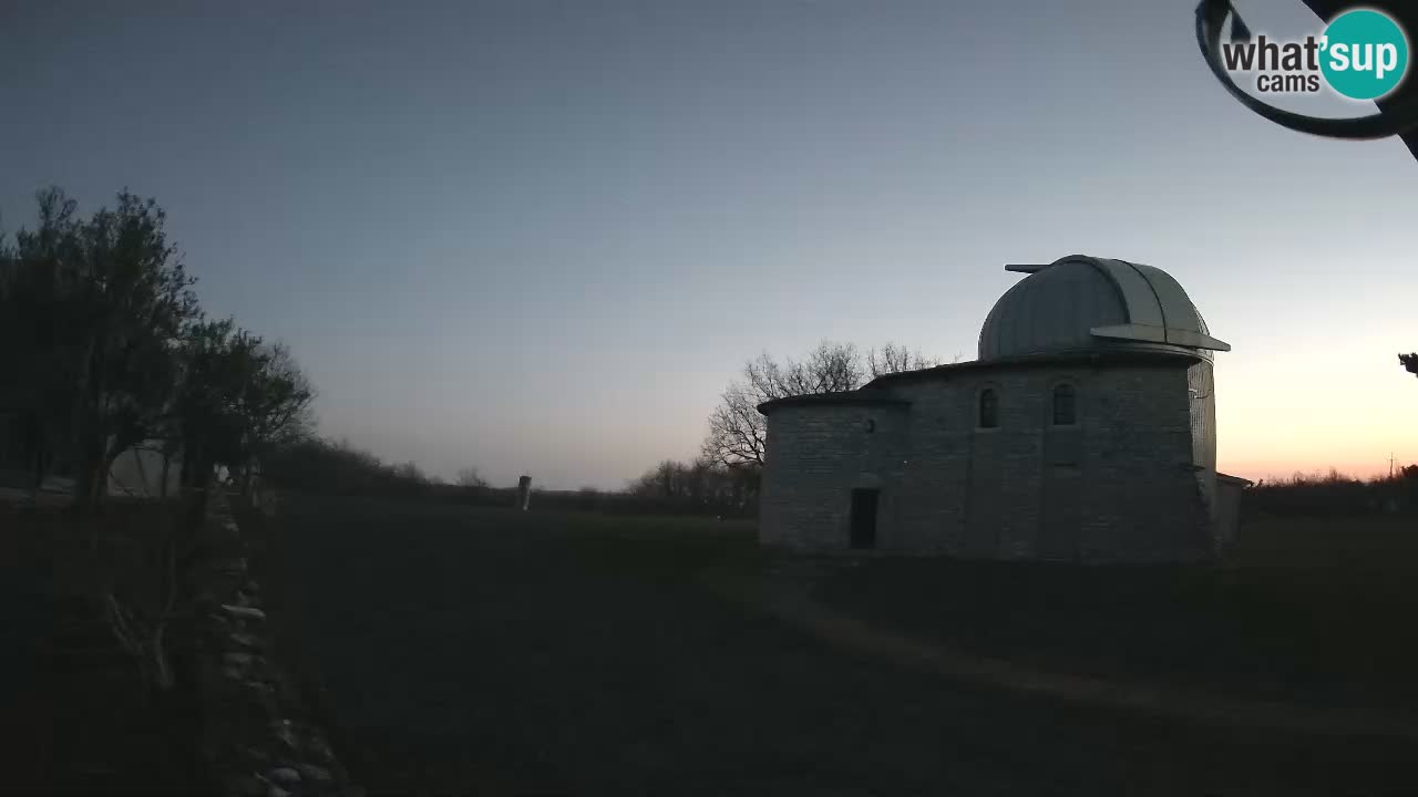 Webcam del Observatorio de Višnjan: Contempla el cosmos desde Istria, Croacia