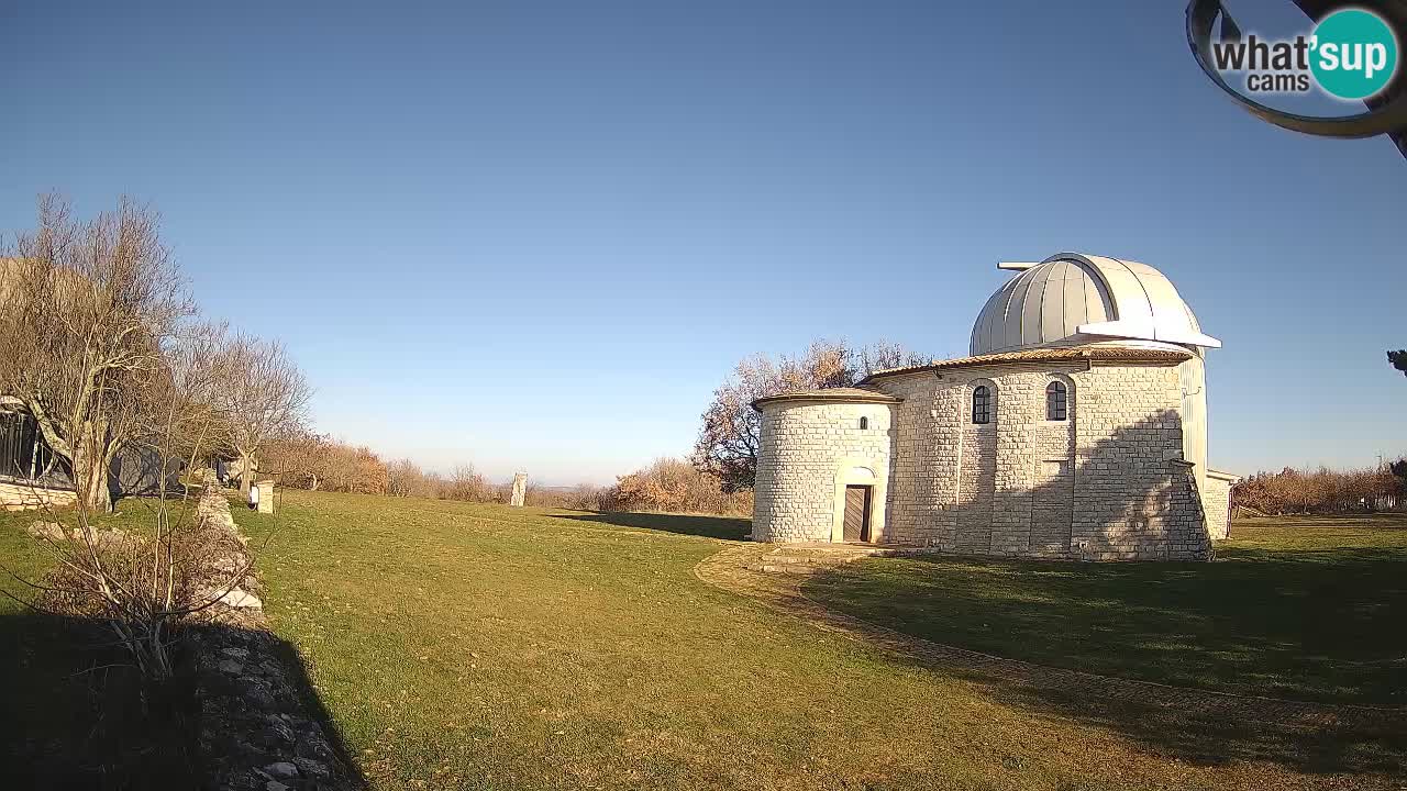 Višnjan Observatory Webcam: Gaze into the Cosmos from Istria, Croatia