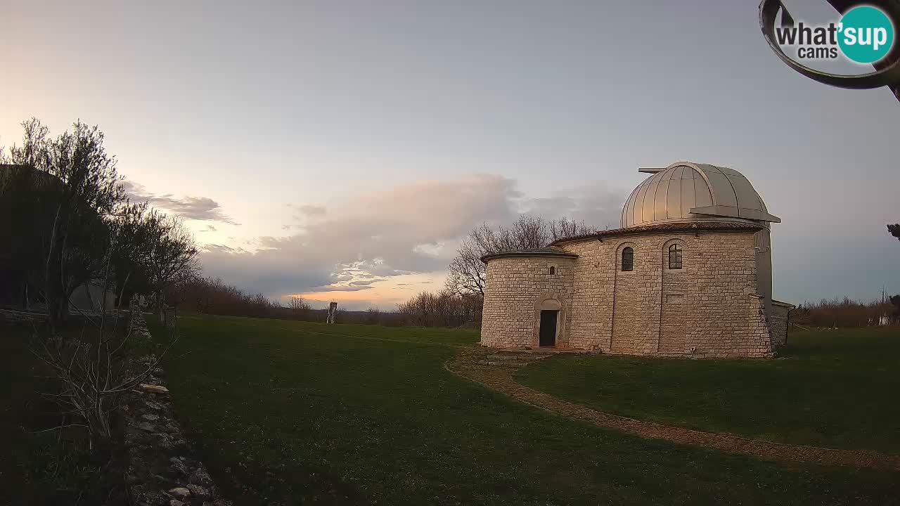 Višnjanska observatorijska spletna kamera: Opazujte vesolje iz Istre, Hrvaška