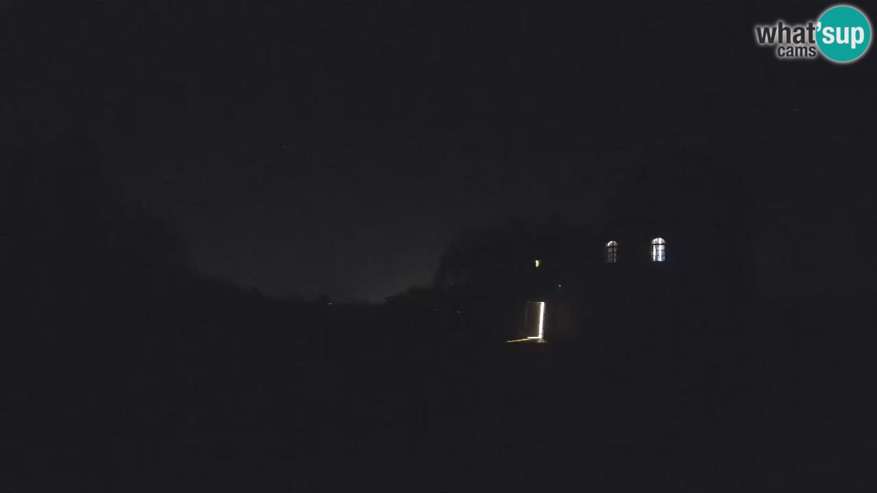 Višnjanska observatorijska spletna kamera: Opazujte vesolje iz Istre, Hrvaška