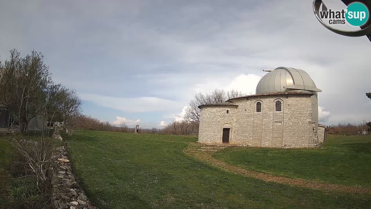 Webcam del Observatorio de Višnjan: Contempla el cosmos desde Istria, Croacia