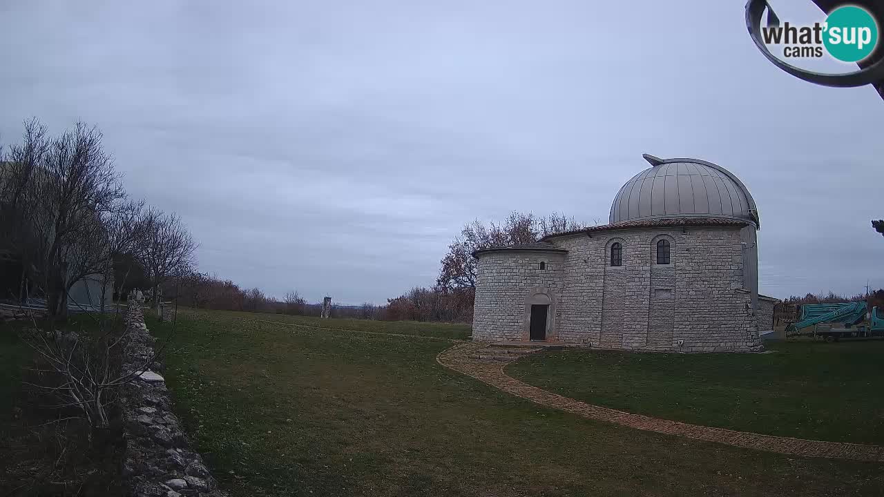 Višnjanska observatorijska spletna kamera: Opazujte vesolje iz Istre, Hrvaška