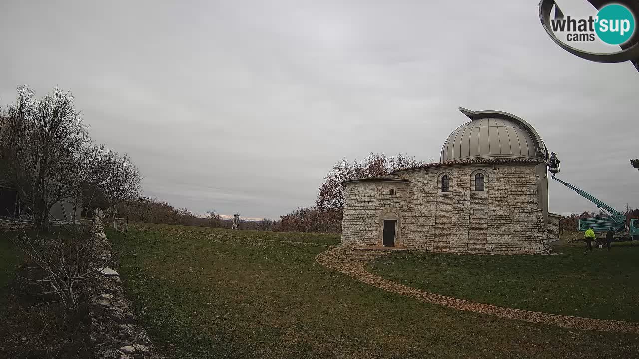 Višnjanska opservatorijska web kamera: Zavirite u svemir s poluotoka Istre, Hrvatska