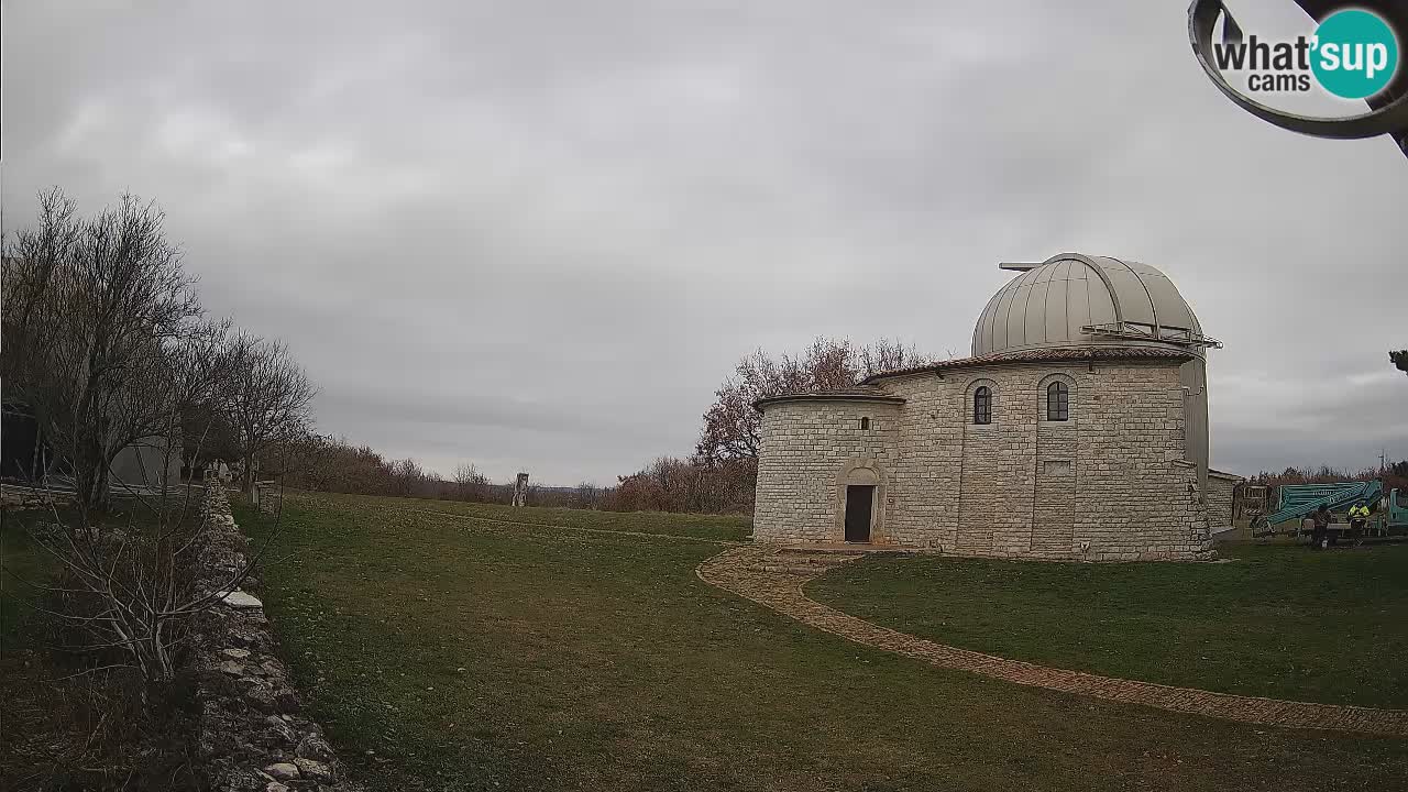 Višnjan Observatory Webcam: Gaze into the Cosmos from Istria, Croatia