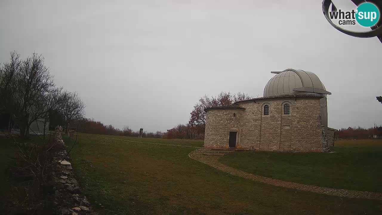 Višnjan Observatory Webcam: Gaze into the Cosmos from Istria, Croatia