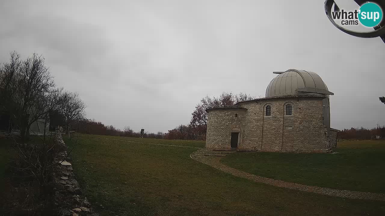Webcam de l’Observatoire de Višnjan: Plongez dans le cosmos depuis l’Istrie, Croatie