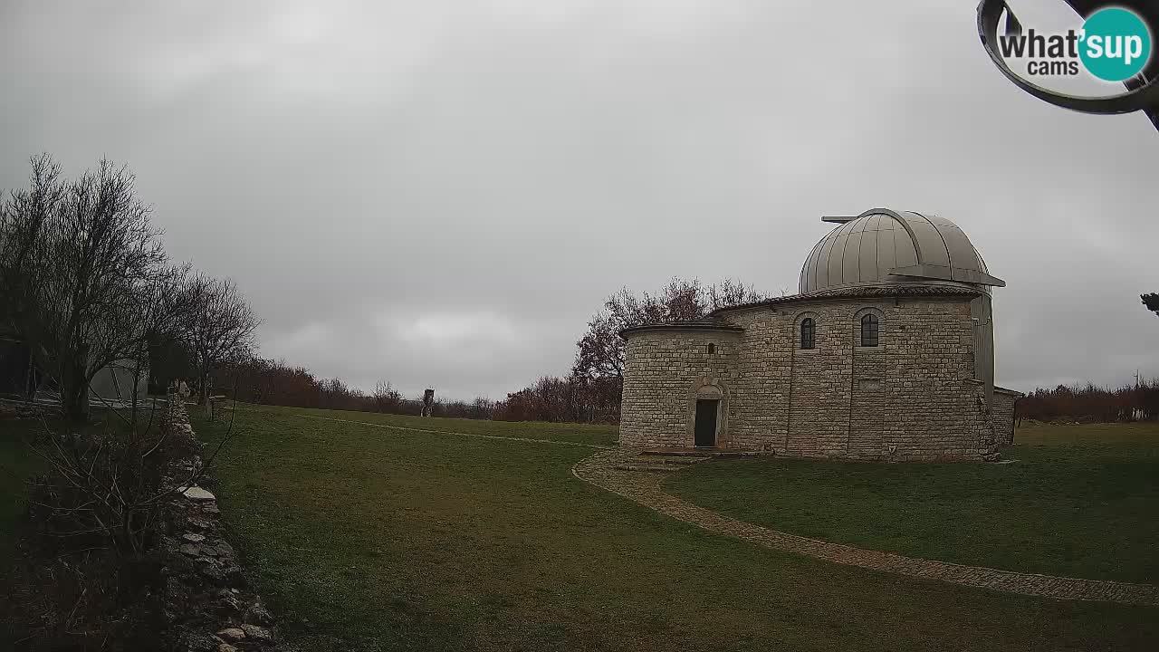 Višnjan Observatory Webcam: Gaze into the Cosmos from Istria, Croatia
