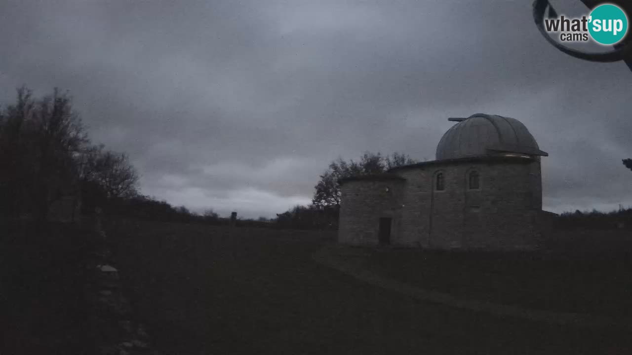 Višnjan Observatory Webcam: Gaze into the Cosmos from Istria, Croatia