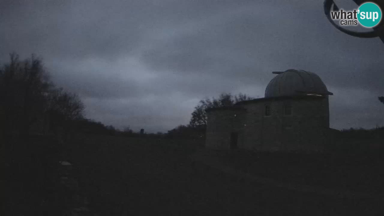 Višnjan Observatory Webcam: Gaze into the Cosmos from Istria, Croatia