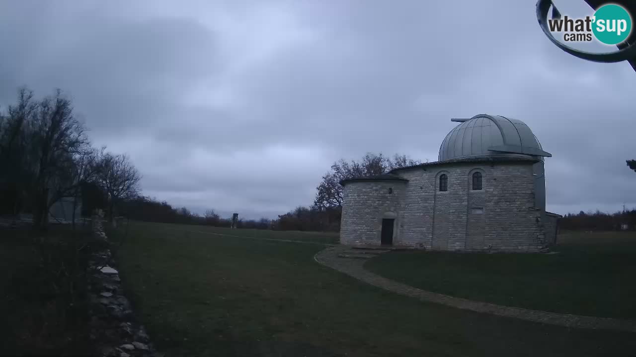 Višnjan Observatory Webcam: Gaze into the Cosmos from Istria, Croatia