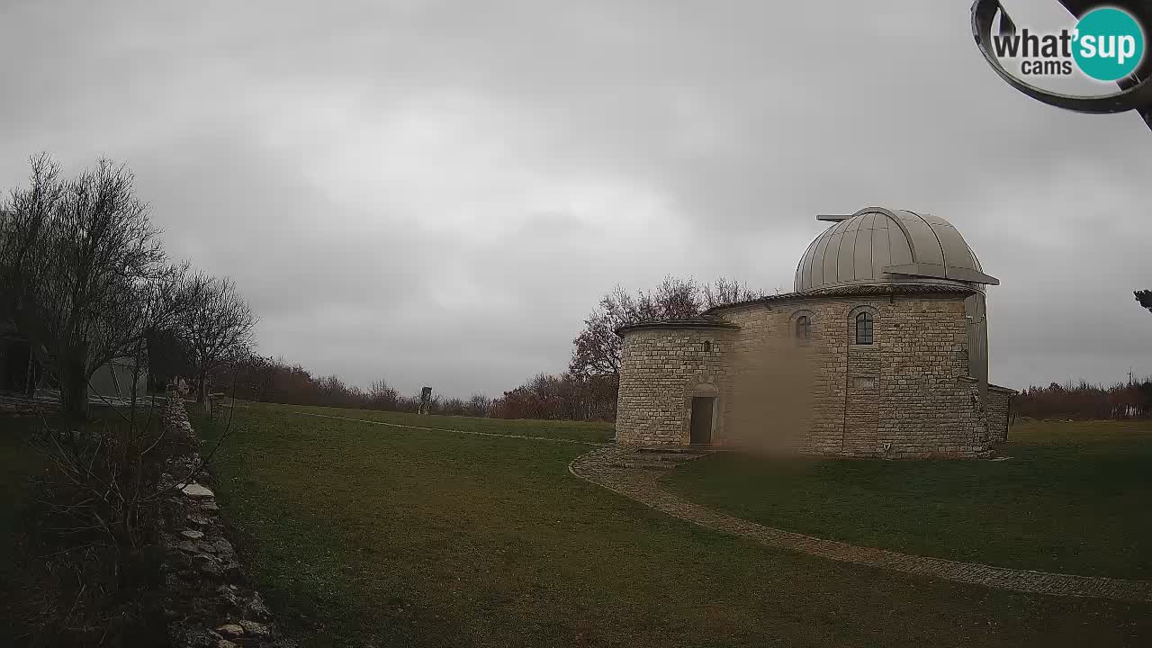 Višnjan Observatory Webcam: Gaze into the Cosmos from Istria, Croatia