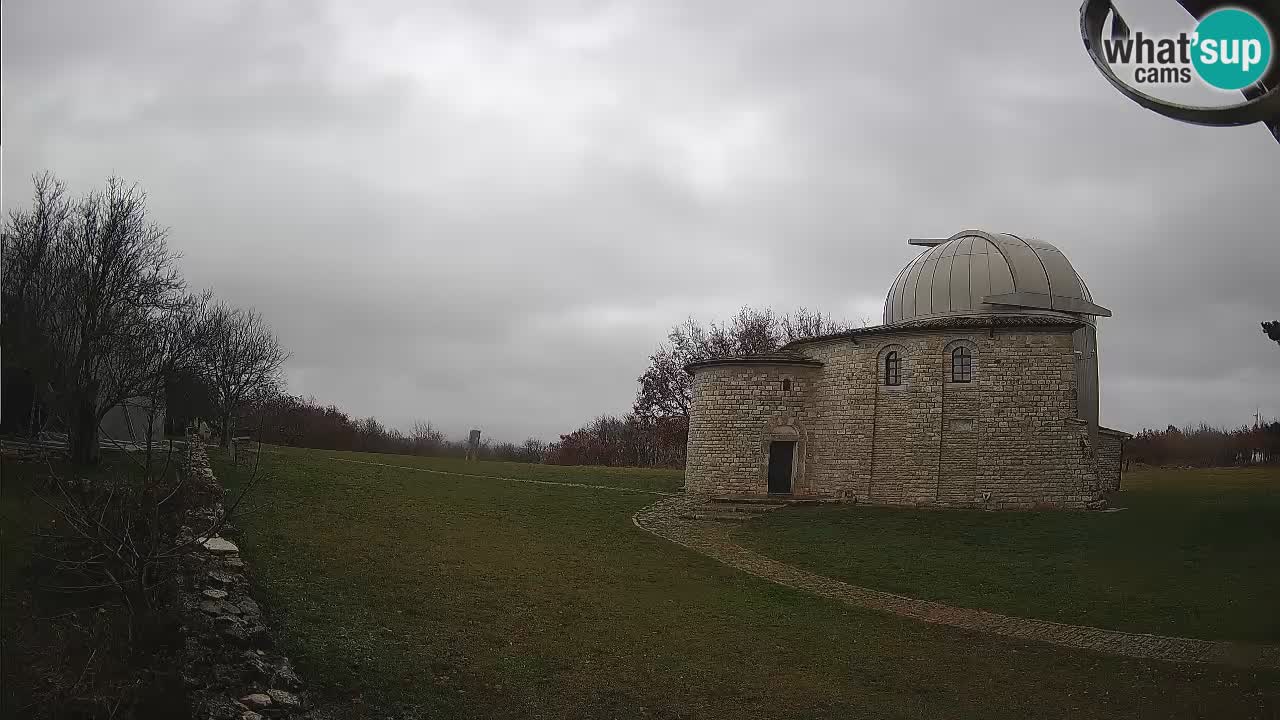Višnjan Observatory Webcam: Gaze into the Cosmos from Istria, Croatia