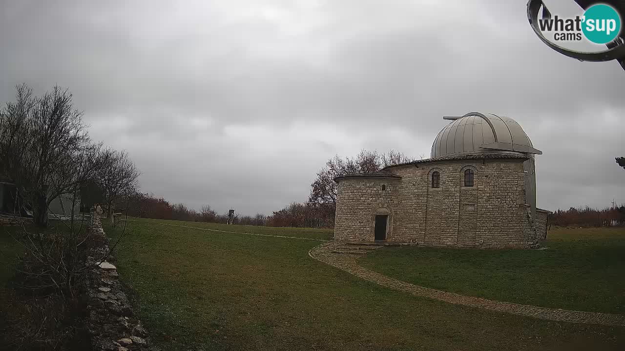 Višnjan Observatory Webcam: Gaze into the Cosmos from Istria, Croatia