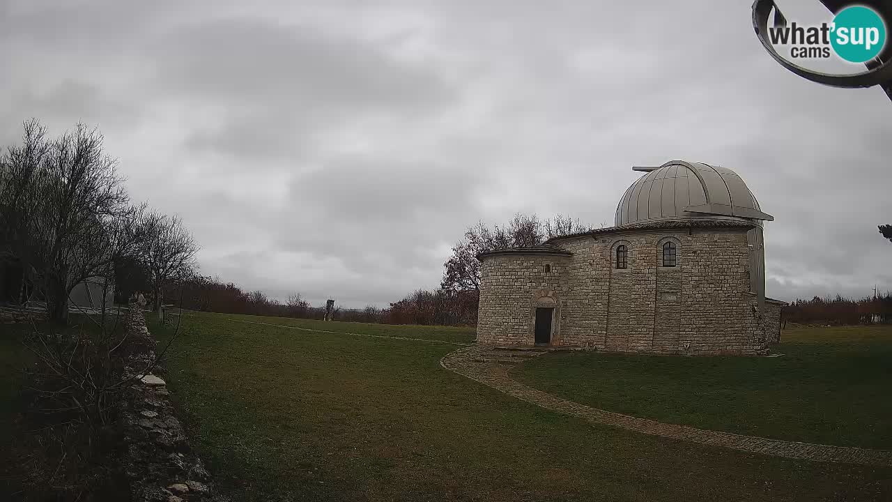 Višnjan Observatory Webcam: Gaze into the Cosmos from Istria, Croatia