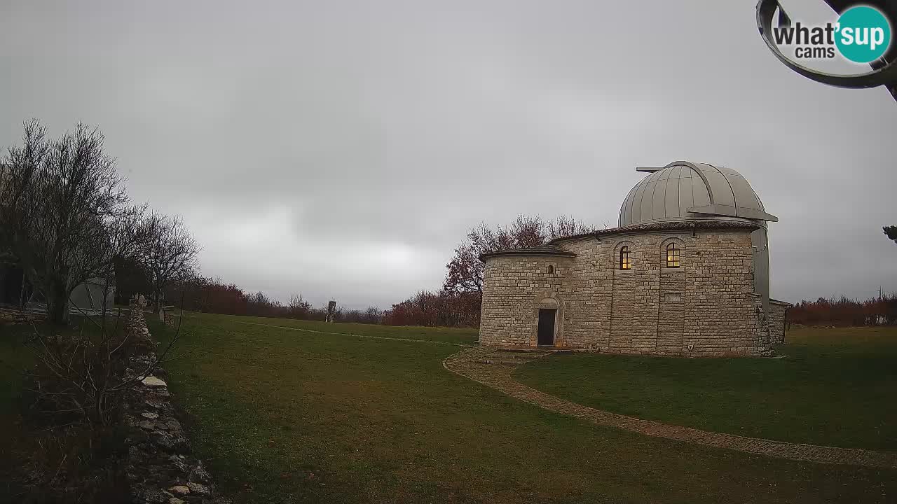 Višnjan Observatory Webcam: Gaze into the Cosmos from Istria, Croatia