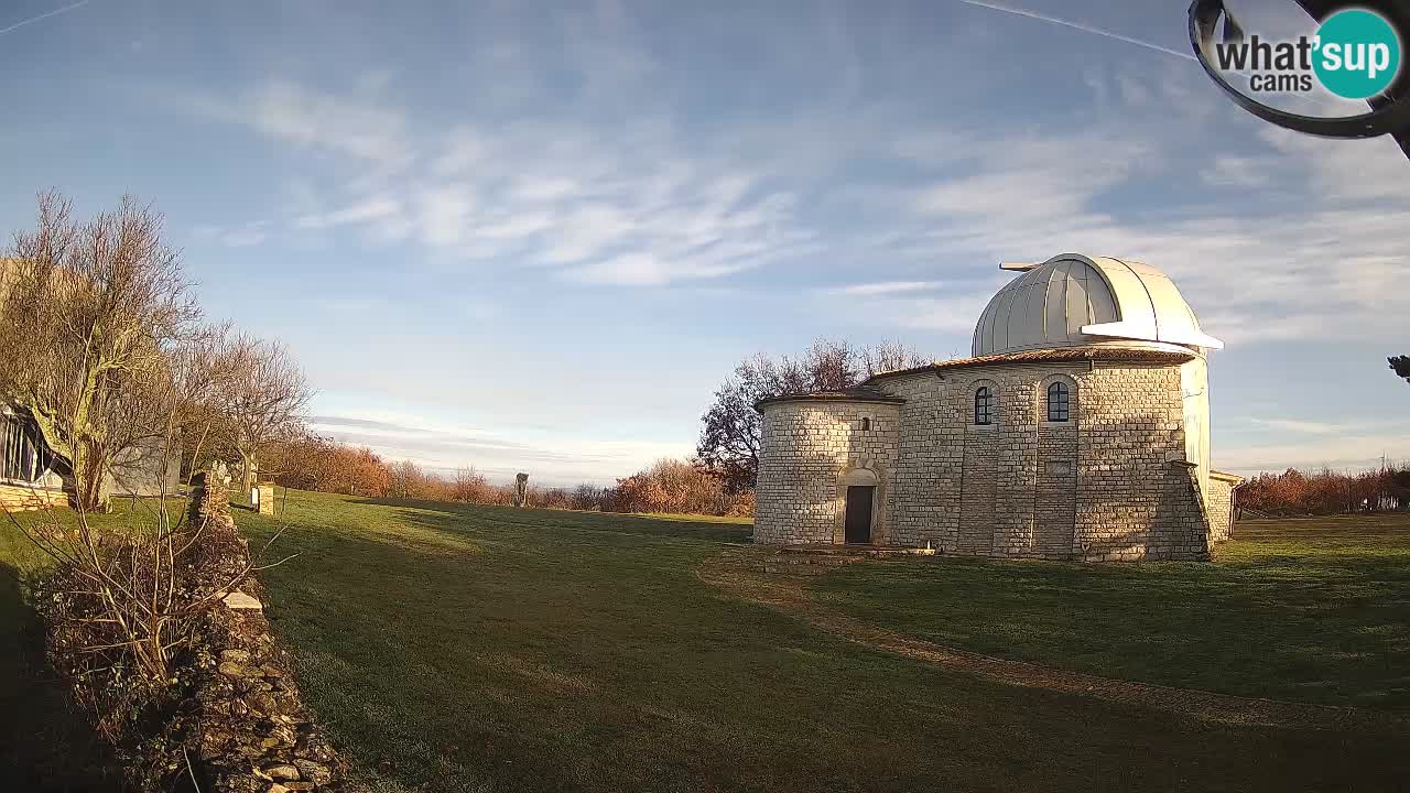 Webcam de l’Observatoire de Višnjan: Plongez dans le cosmos depuis l’Istrie, Croatie