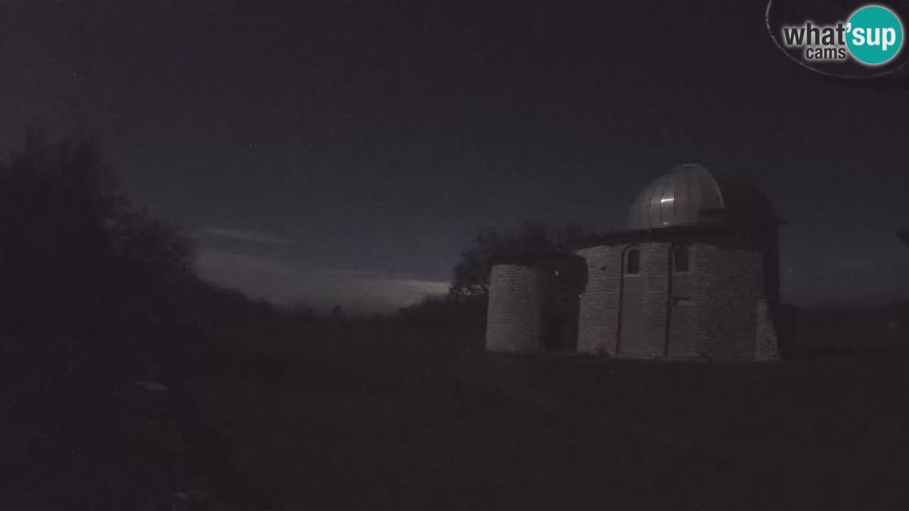 Višnjan Observatory Webcam: Gaze into the Cosmos from Istria, Croatia