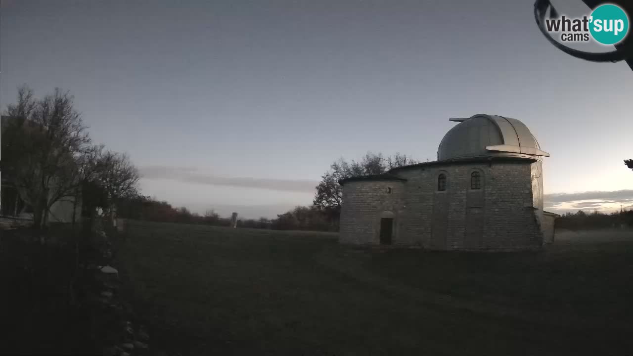 Višnjan Observatory Webcam: Gaze into the Cosmos from Istria, Croatia