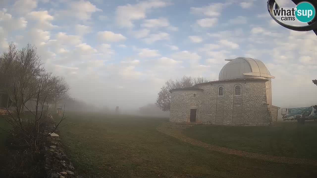 Višnjanska opservatorijska web kamera: Zavirite u svemir s poluotoka Istre, Hrvatska