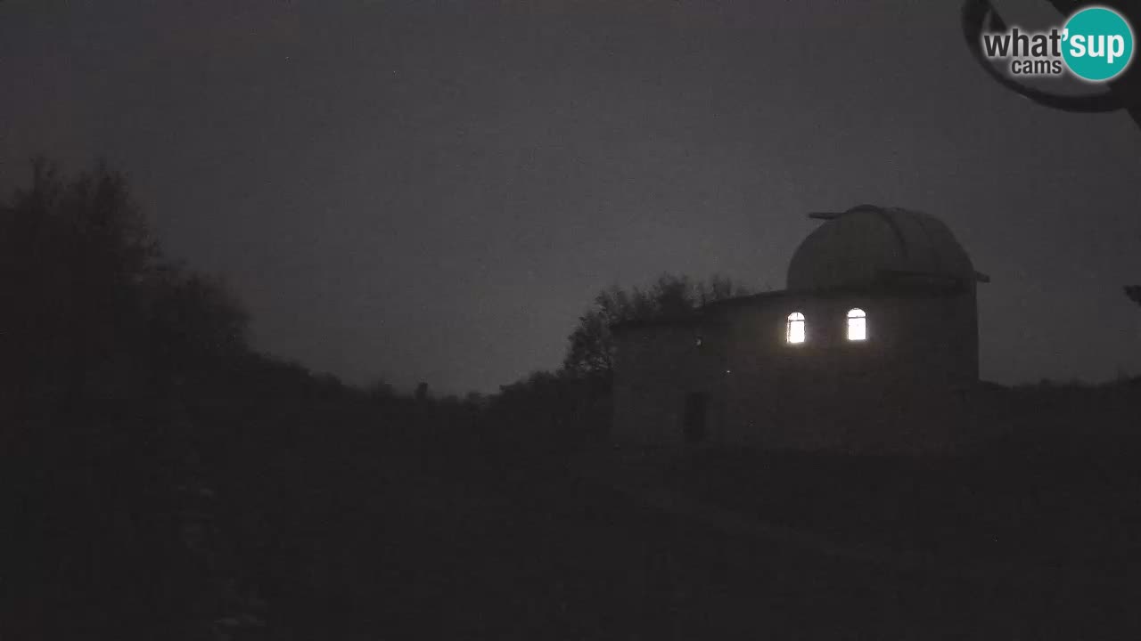 Višnjan Observatory Webcam: Gaze into the Cosmos from Istria, Croatia