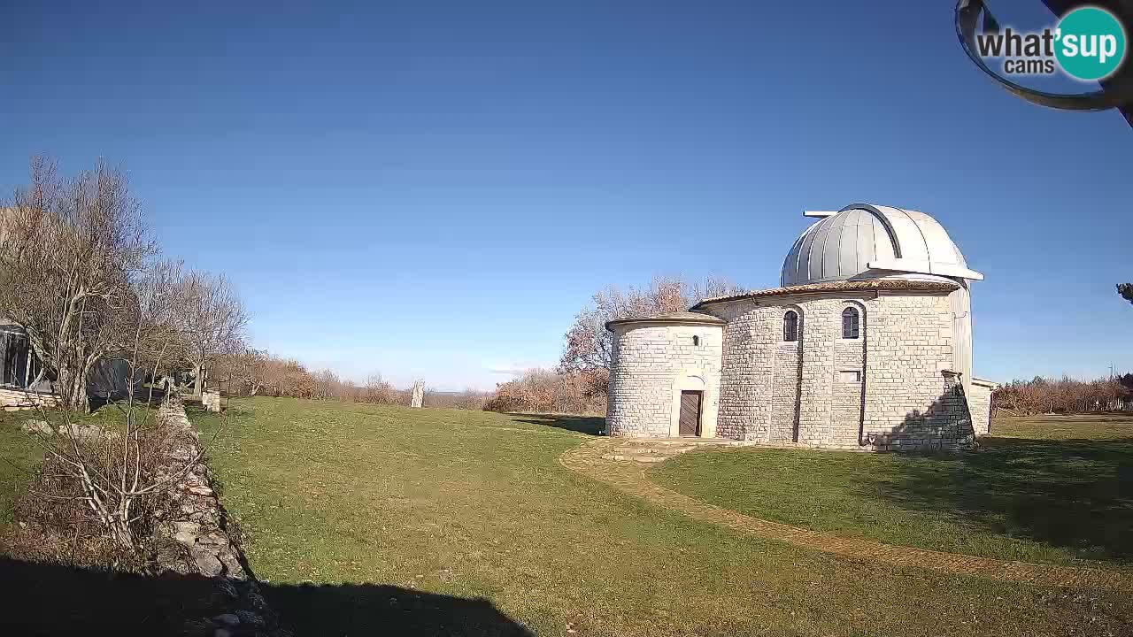 Višnjan Observatory Webcam: Gaze into the Cosmos from Istria, Croatia