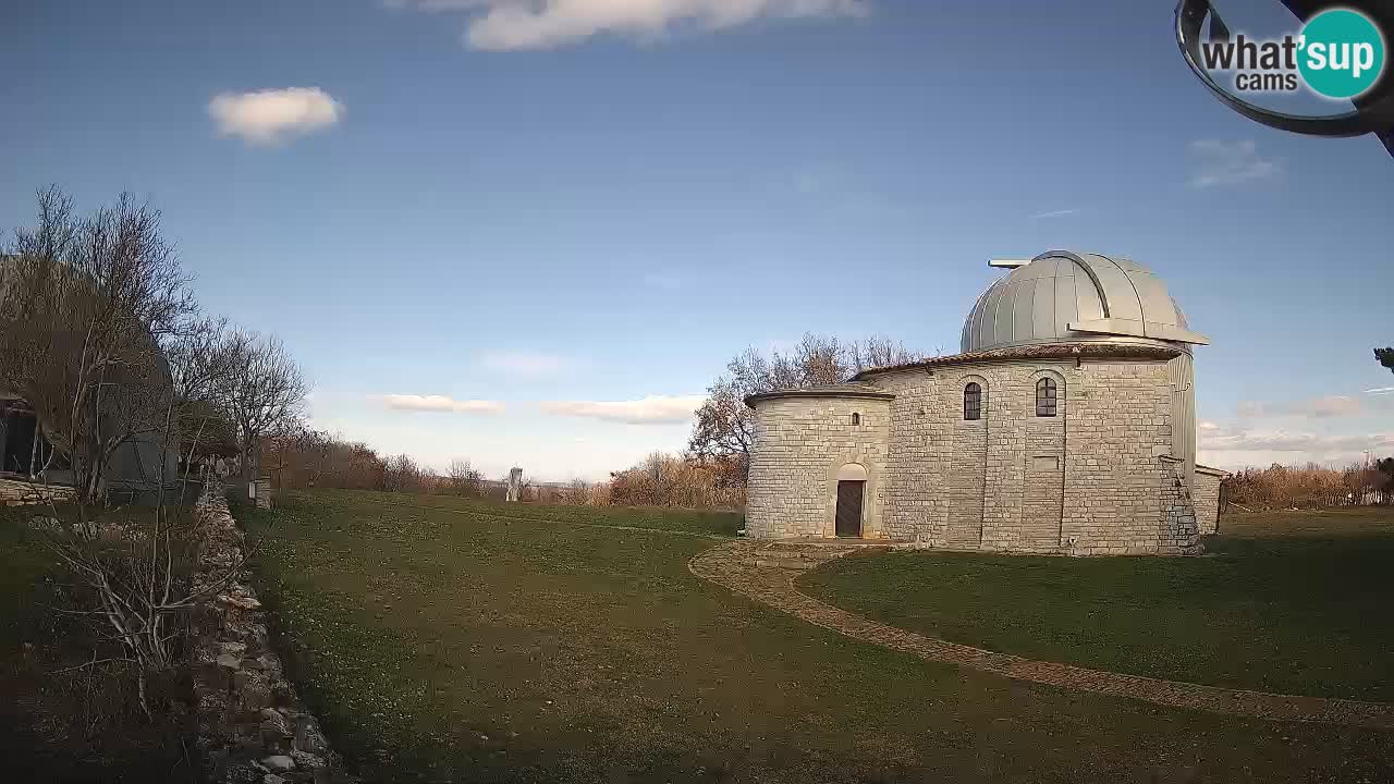 Višnjan Observatory Webcam: Gaze into the Cosmos from Istria, Croatia
