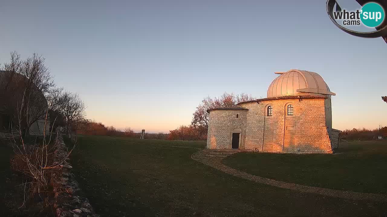 Višnjan Observatory Webcam: Gaze into the Cosmos from Istria, Croatia