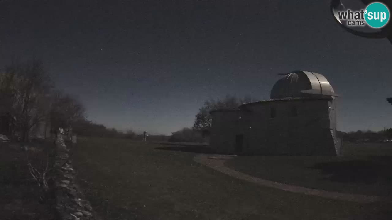 Webcam de l’Observatoire de Višnjan: Plongez dans le cosmos depuis l’Istrie, Croatie