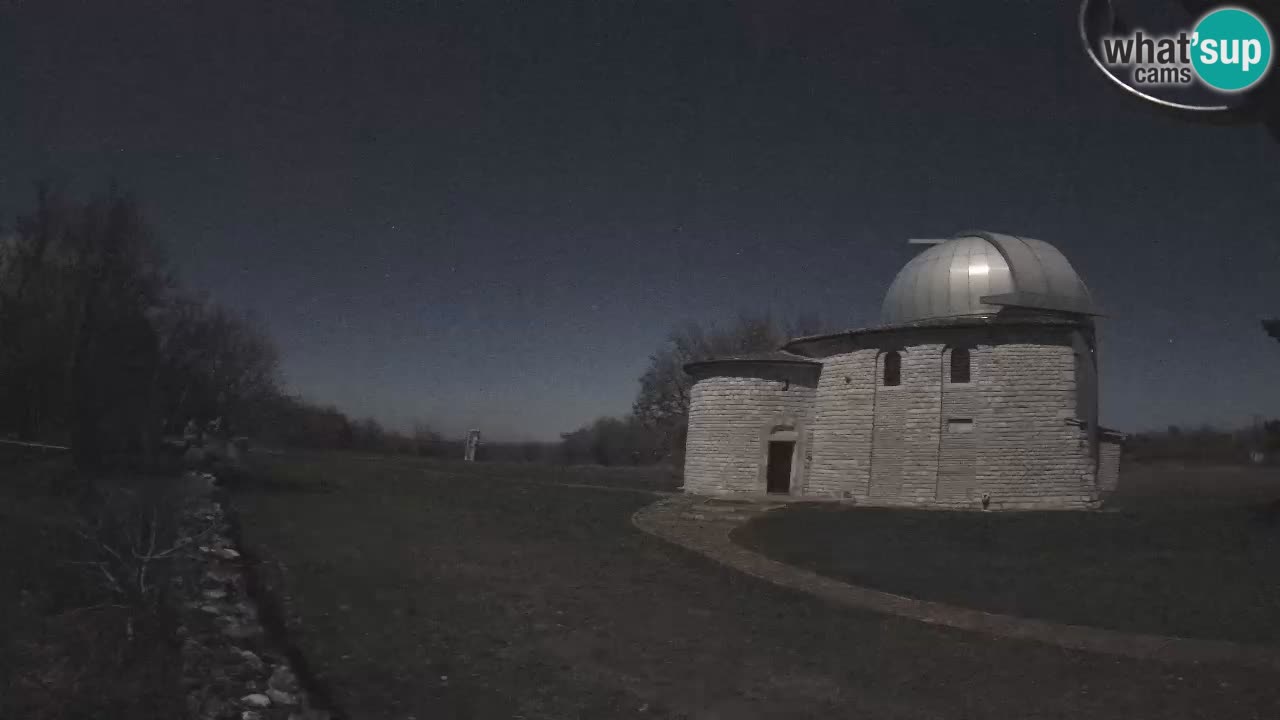 Višnjan Observatory Webcam: Gaze into the Cosmos from Istria, Croatia