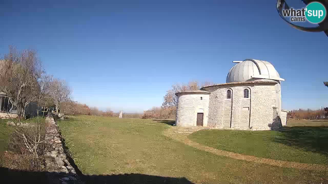 Višnjan Observatory Webcam: Gaze into the Cosmos from Istria, Croatia