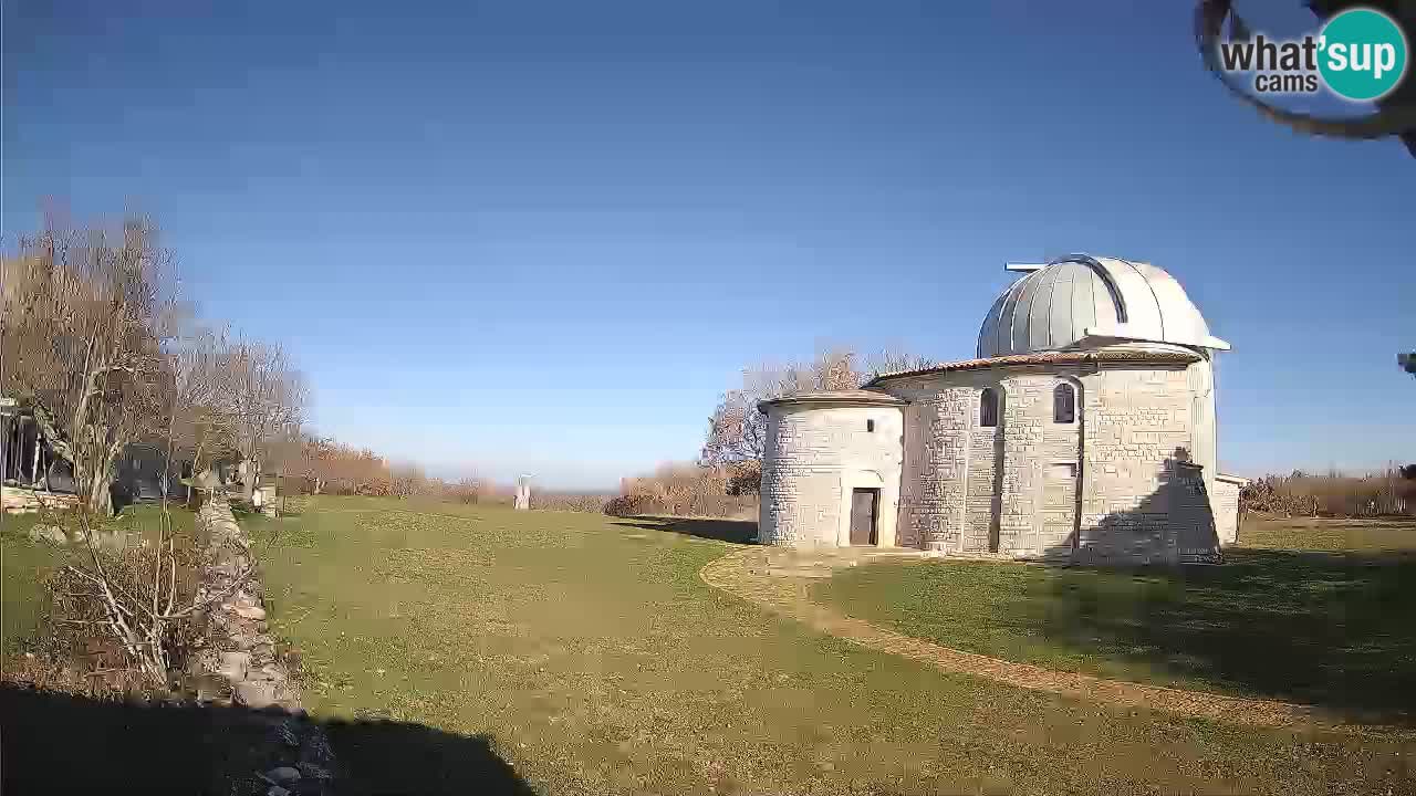 Višnjanska opservatorijska web kamera: Zavirite u svemir s poluotoka Istre, Hrvatska