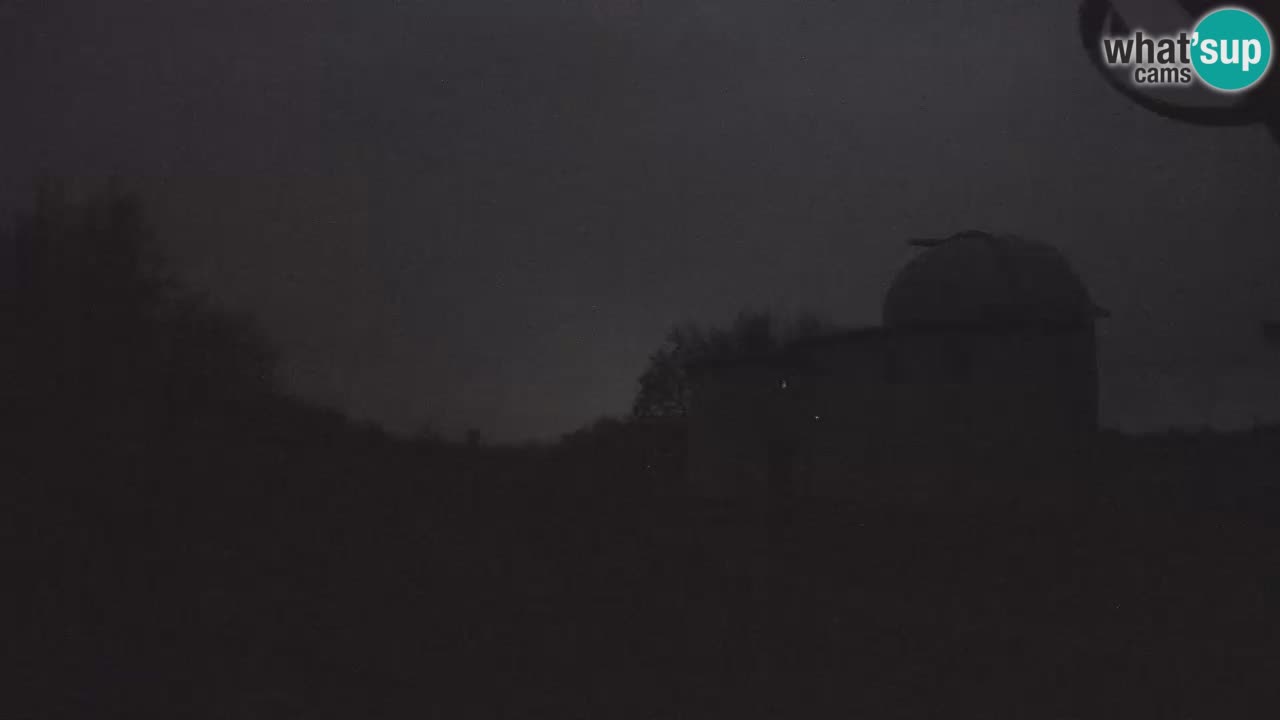 Višnjan Observatory Webcam: Gaze into the Cosmos from Istria, Croatia