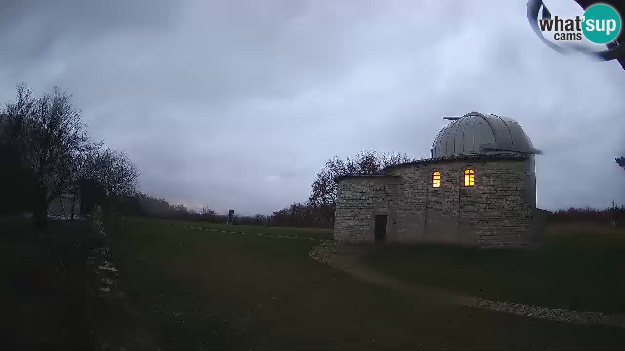 Višnjan Observatory Webcam: Gaze into the Cosmos from Istria, Croatia
