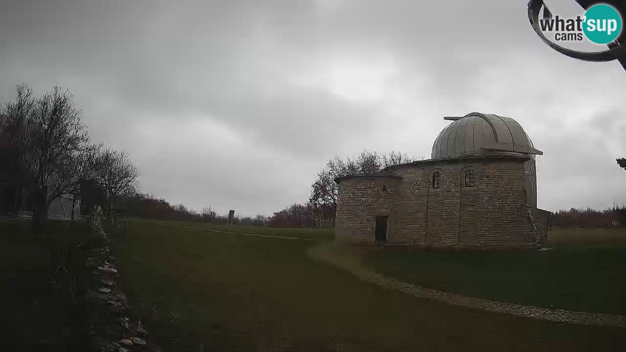 Višnjan Observatory Webcam: Gaze into the Cosmos from Istria, Croatia