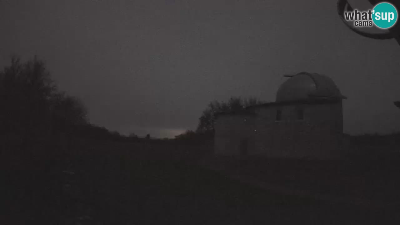 Webcam de l’Observatoire de Višnjan: Plongez dans le cosmos depuis l’Istrie, Croatie