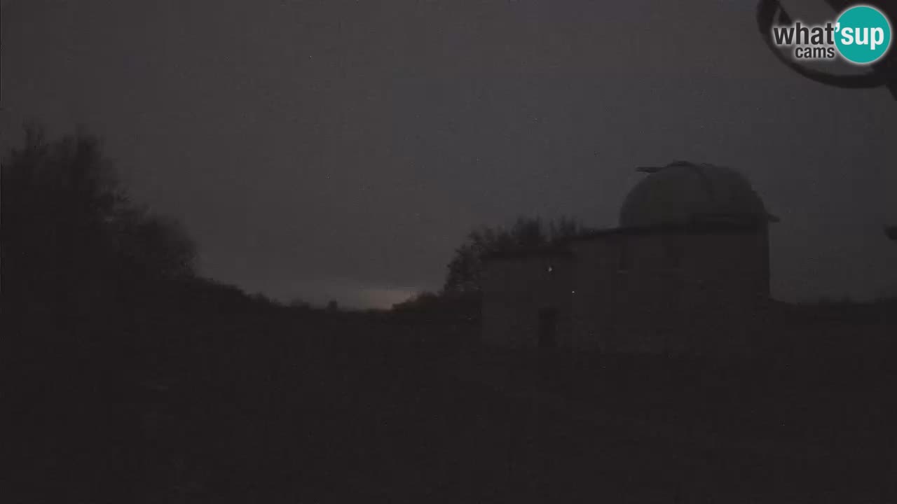Višnjanska observatorijska spletna kamera: Opazujte vesolje iz Istre, Hrvaška