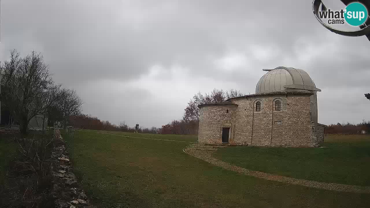 Webcam de l’Observatoire de Višnjan: Plongez dans le cosmos depuis l’Istrie, Croatie