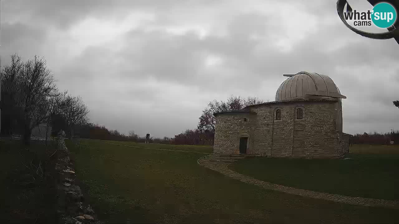 Višnjanska opservatorijska web kamera: Zavirite u svemir s poluotoka Istre, Hrvatska