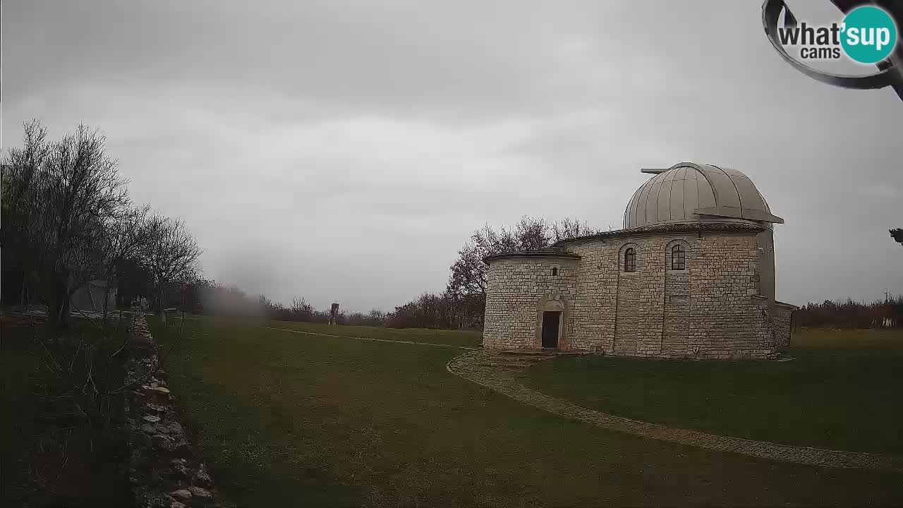 Višnjanska opservatorijska web kamera: Zavirite u svemir s poluotoka Istre, Hrvatska