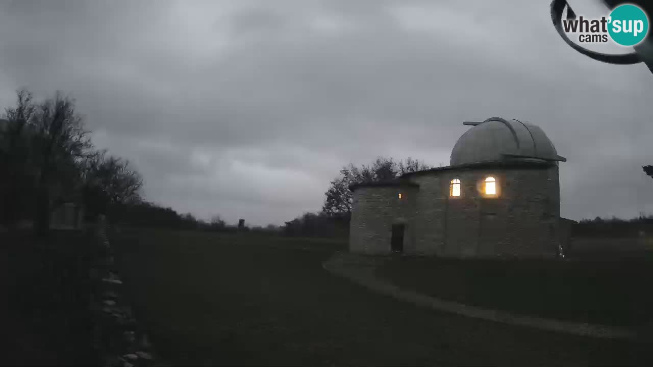 Višnjanska observatorijska spletna kamera: Opazujte vesolje iz Istre, Hrvaška