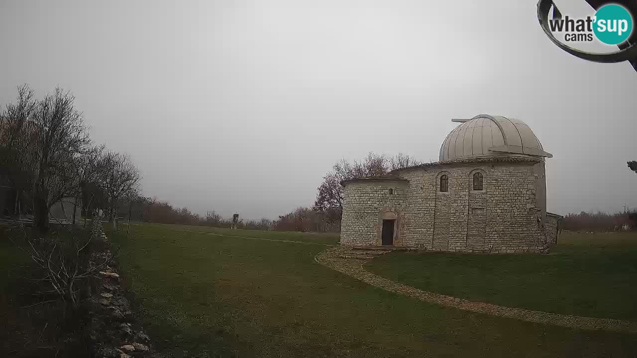 Webcam de l’Observatoire de Višnjan: Plongez dans le cosmos depuis l’Istrie, Croatie