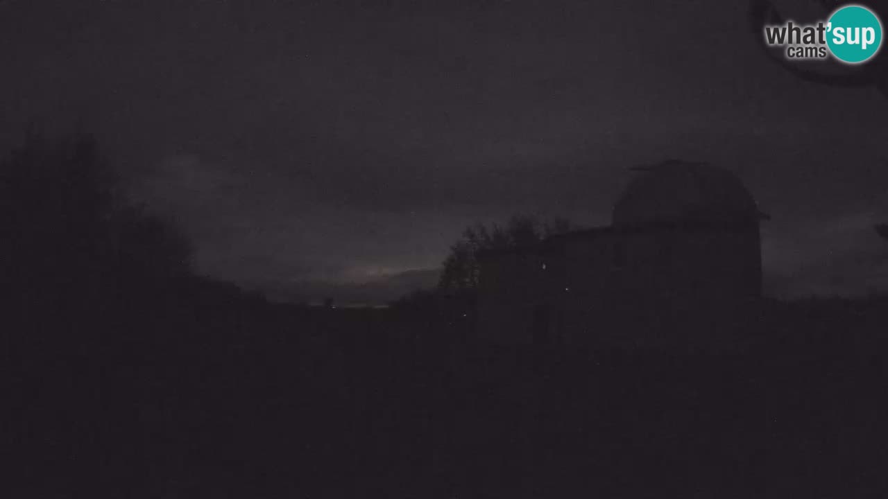 Webcam de l’Observatoire de Višnjan: Plongez dans le cosmos depuis l’Istrie, Croatie