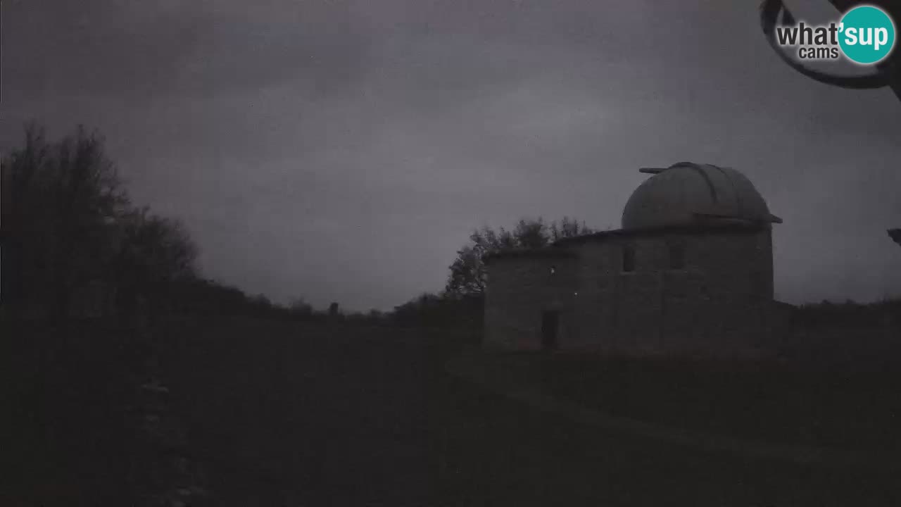 Višnjan Observatory Webcam: Gaze into the Cosmos from Istria, Croatia