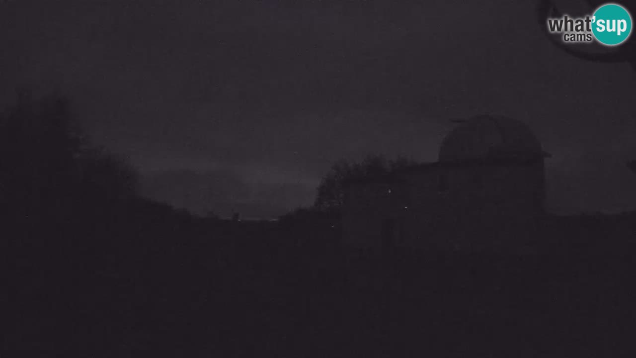 Višnjan Observatory Webcam: Gaze into the Cosmos from Istria, Croatia