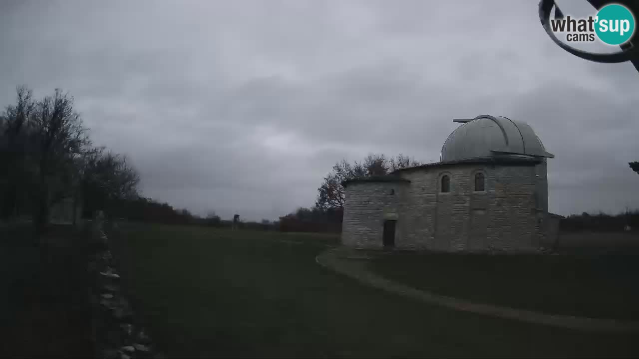Webcam de l’Observatoire de Višnjan: Plongez dans le cosmos depuis l’Istrie, Croatie