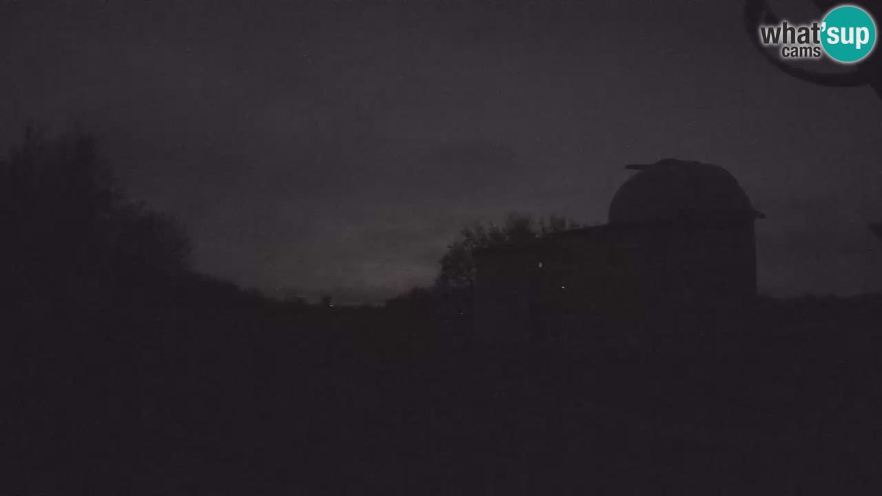 Višnjan Observatory Webcam: Gaze into the Cosmos from Istria, Croatia