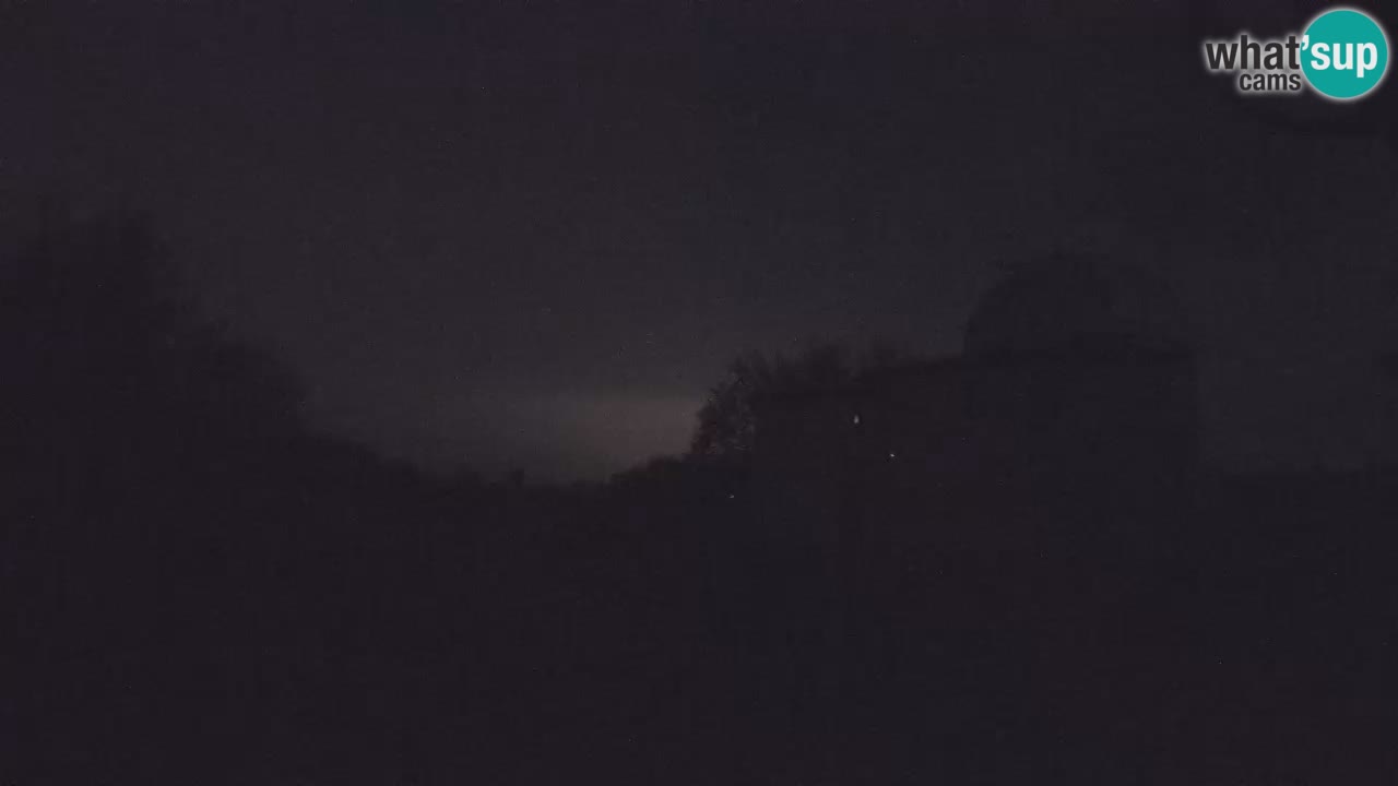 Višnjanska observatorijska spletna kamera: Opazujte vesolje iz Istre, Hrvaška