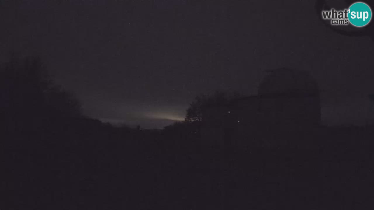 Webcam de l’Observatoire de Višnjan: Plongez dans le cosmos depuis l’Istrie, Croatie