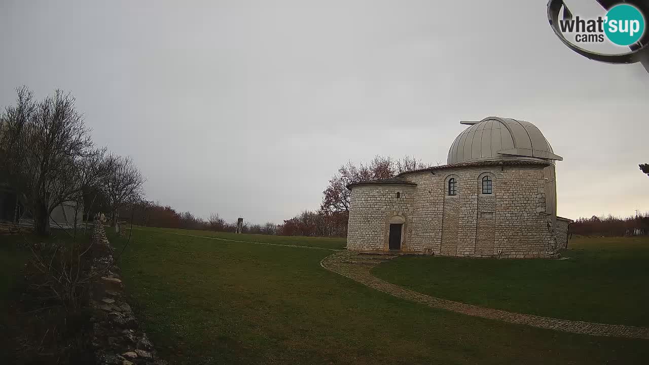 Višnjan Observatory Webcam: Gaze into the Cosmos from Istria, Croatia