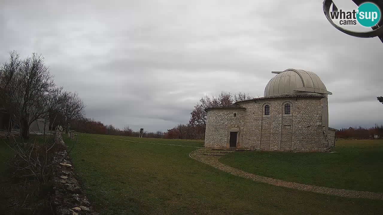 Webcam de l’Observatoire de Višnjan: Plongez dans le cosmos depuis l’Istrie, Croatie